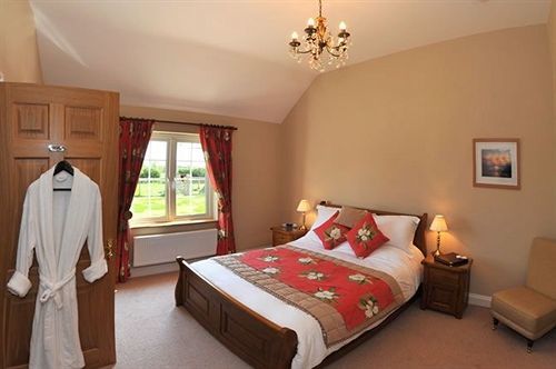 The Paddock Bed & Breakfast Haverfordwest Dış mekan fotoğraf